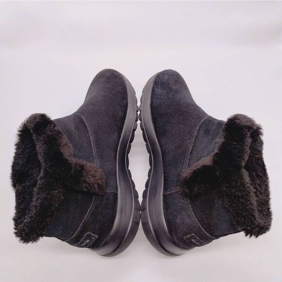 Skechers‎ On The Go Joy Bundle Up Black Suede Booties Womens Size 9 Cushioned - Picture 6 of 8